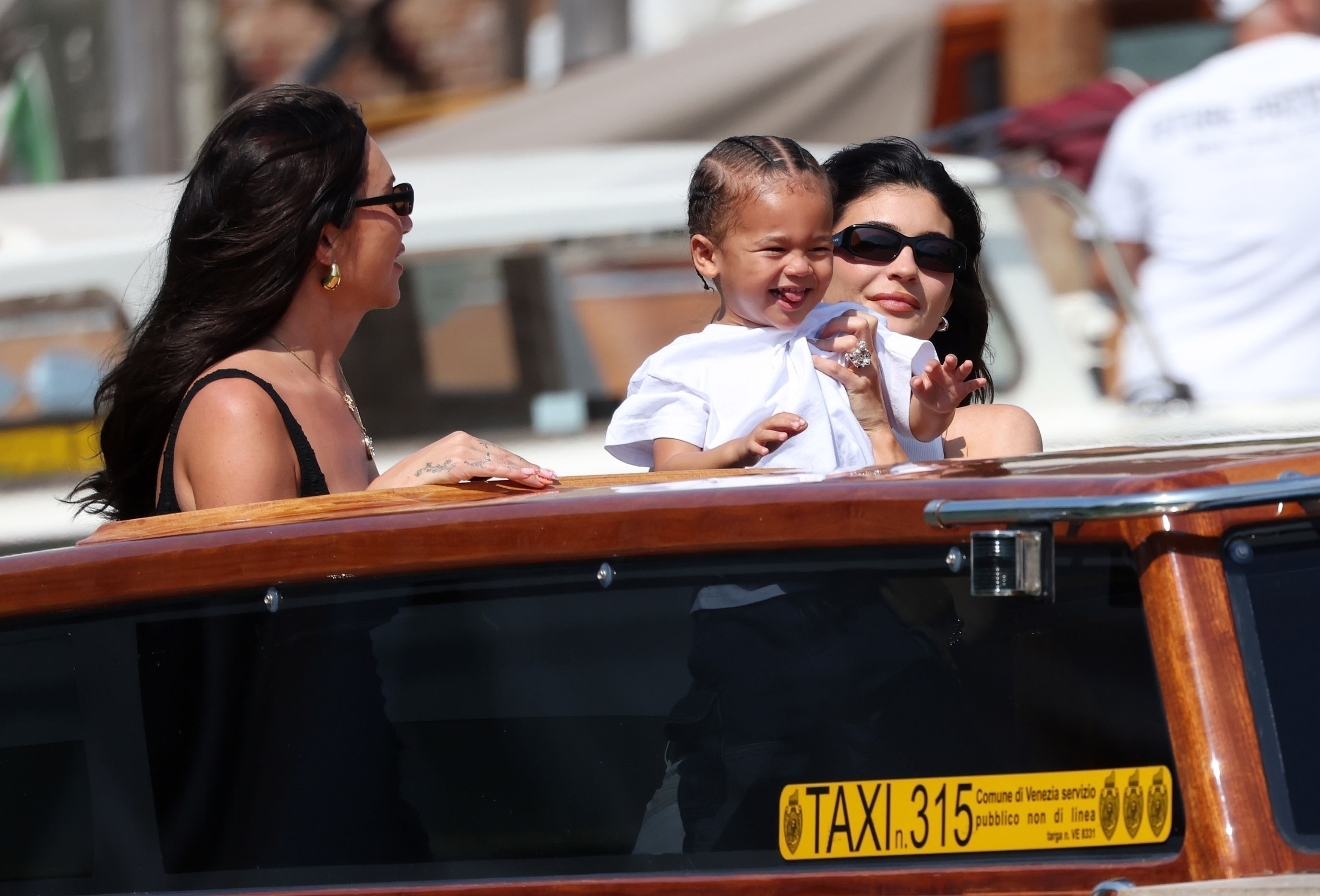 Access_Kardashian_15.jpg