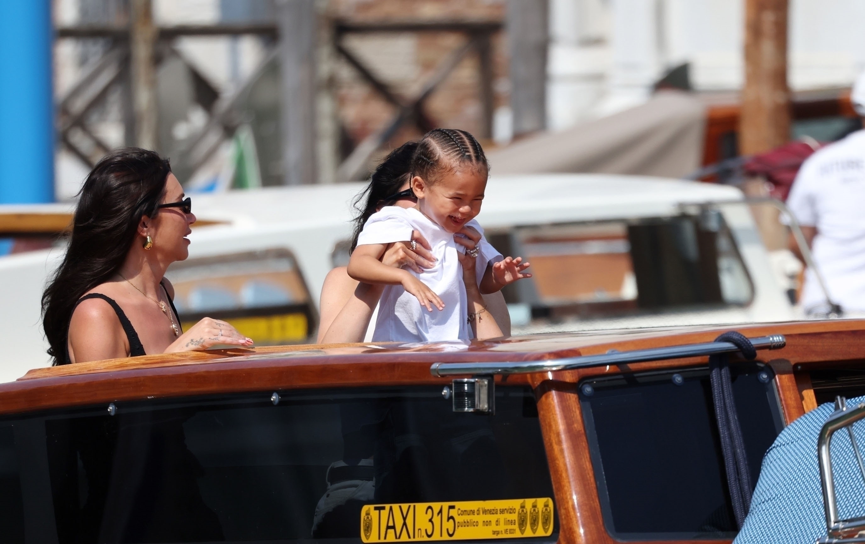 Access_Kardashian_40.jpg