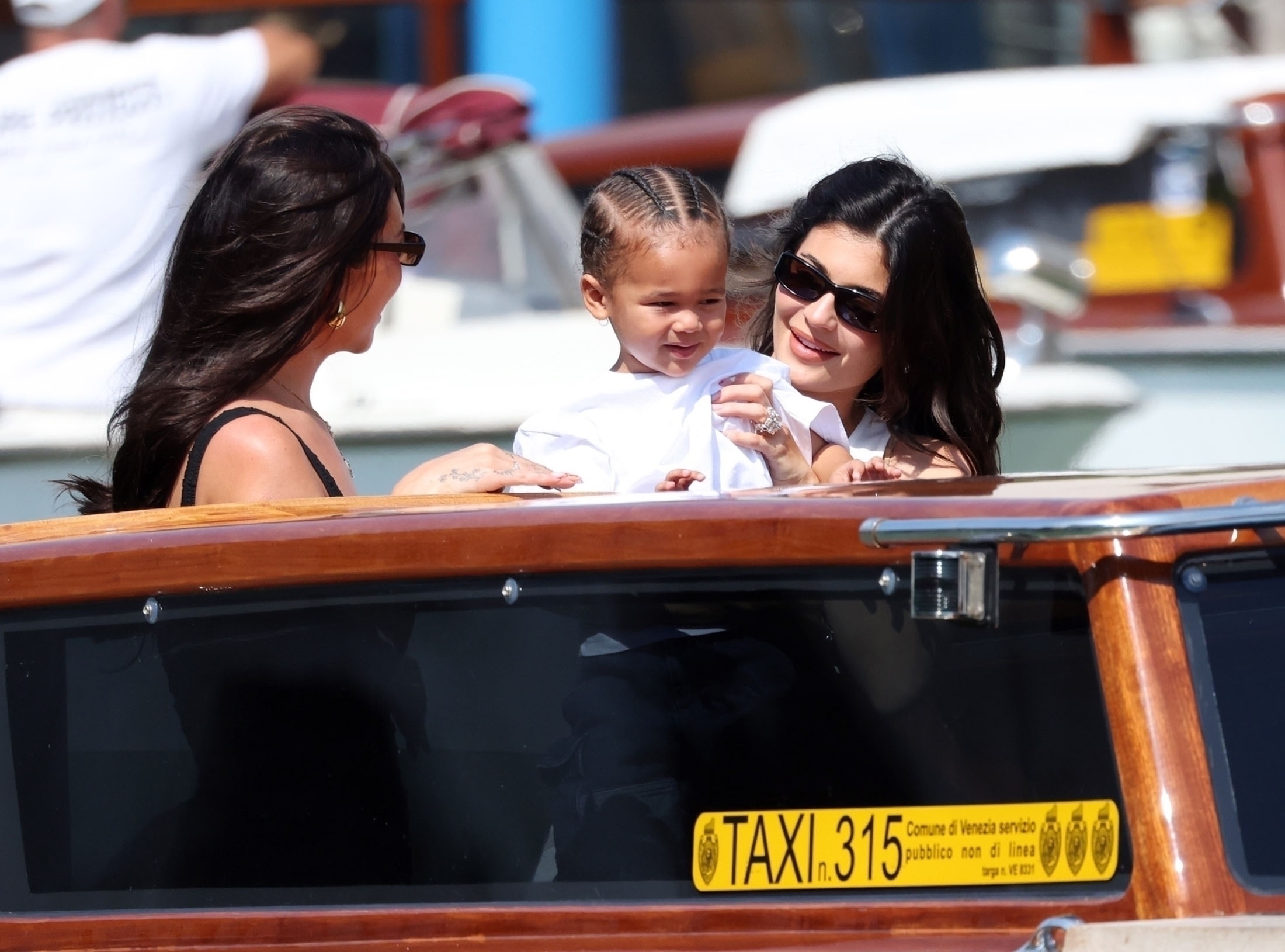 Access_Kardashian_50.jpg