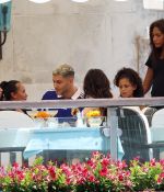 Access_Kardashian_12.jpg