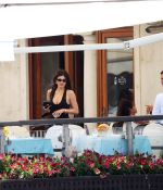 Access_Kardashian_18.jpg
