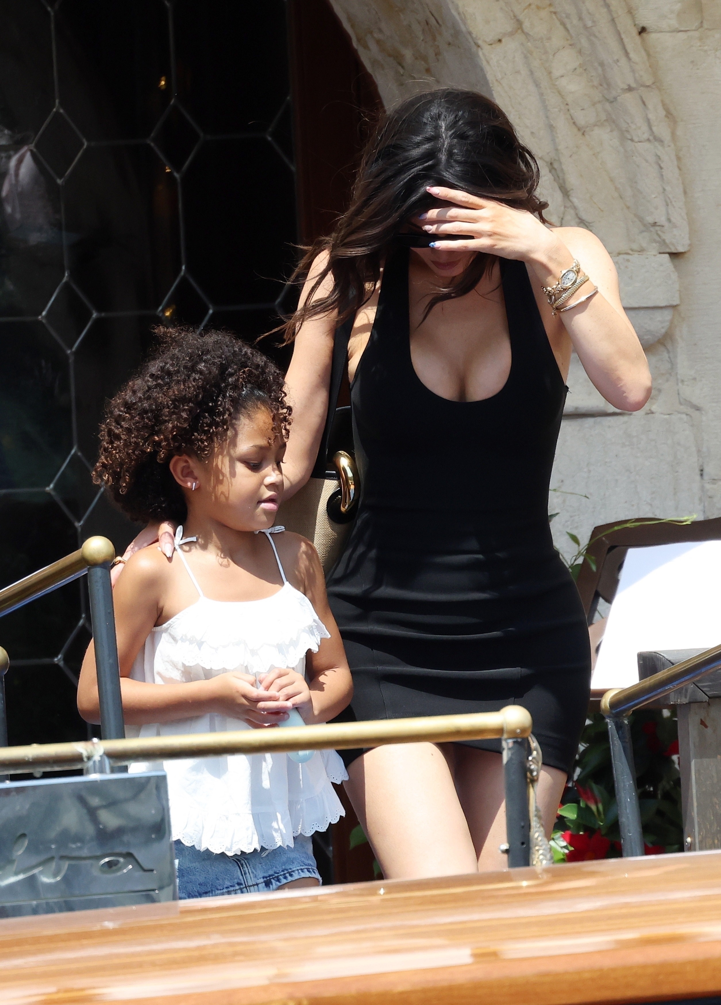 Access_Kardashian_54.jpg