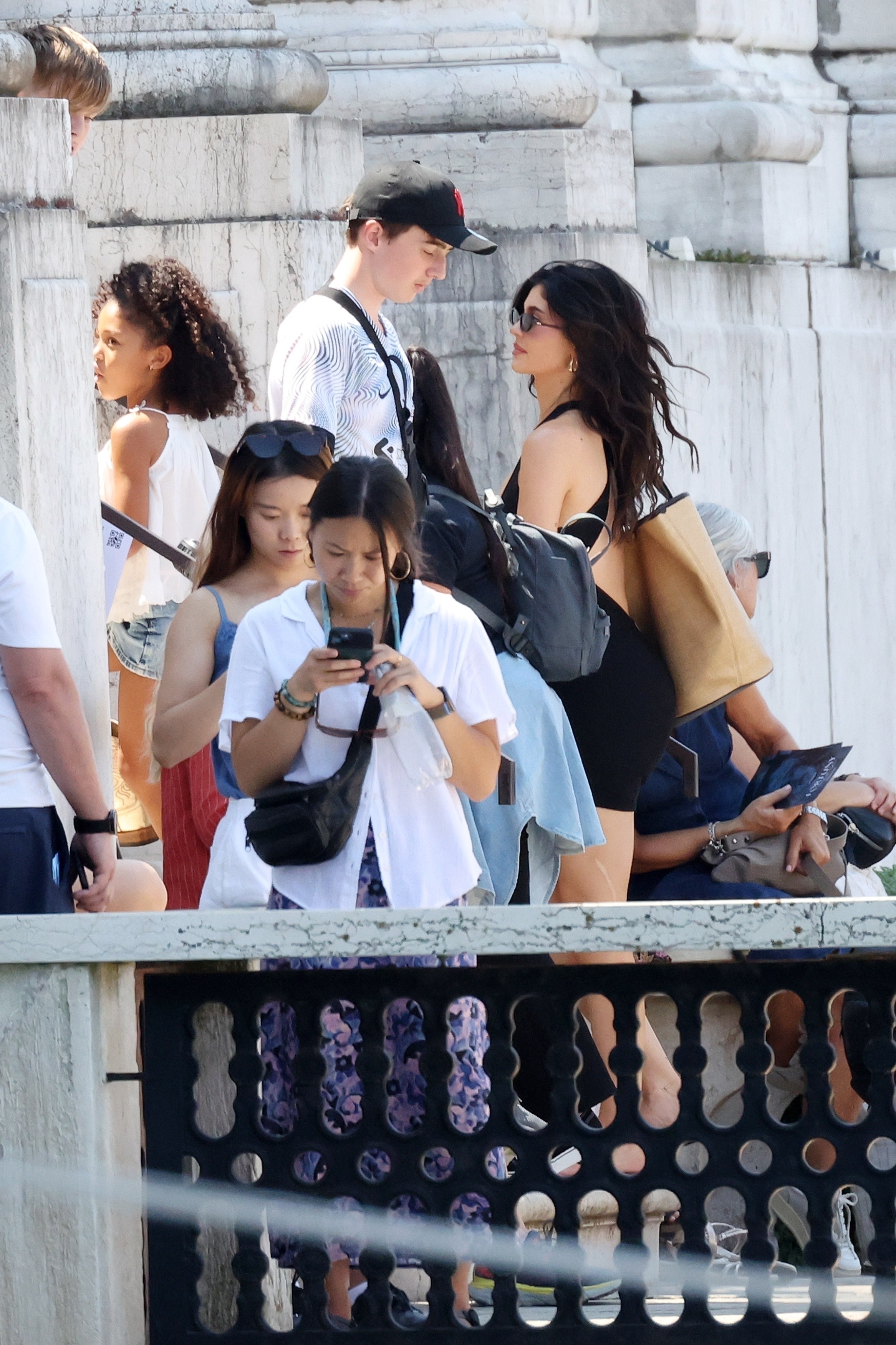 Access_Kardashian_7.jpg