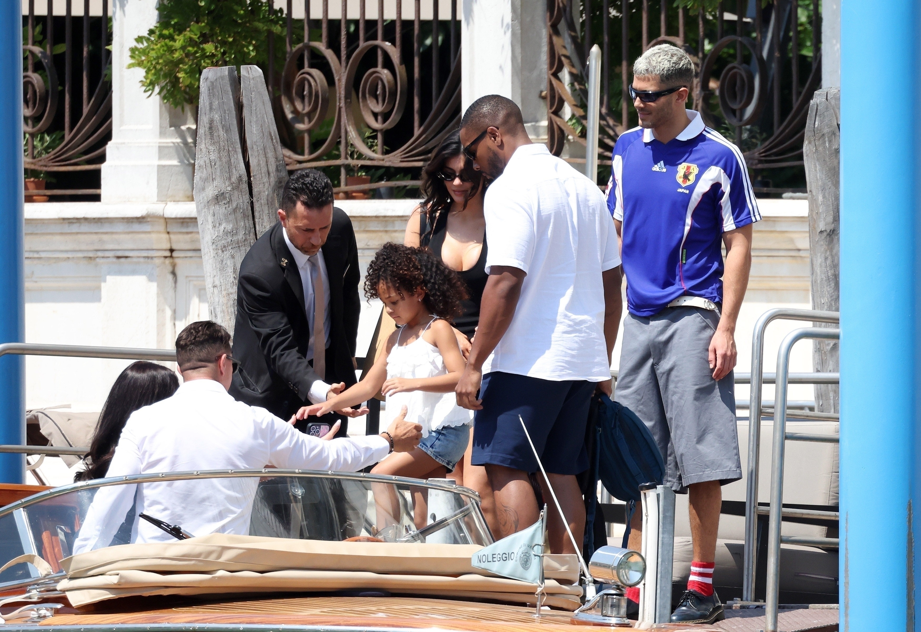 Access_Kardashian_73.jpg