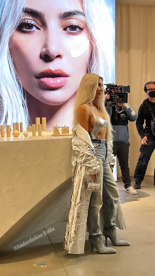 Access_Kardashian_2.JPG