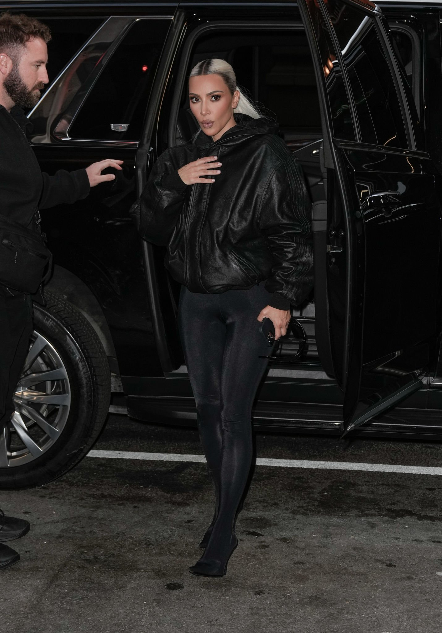 Access_Kardashian_004.png