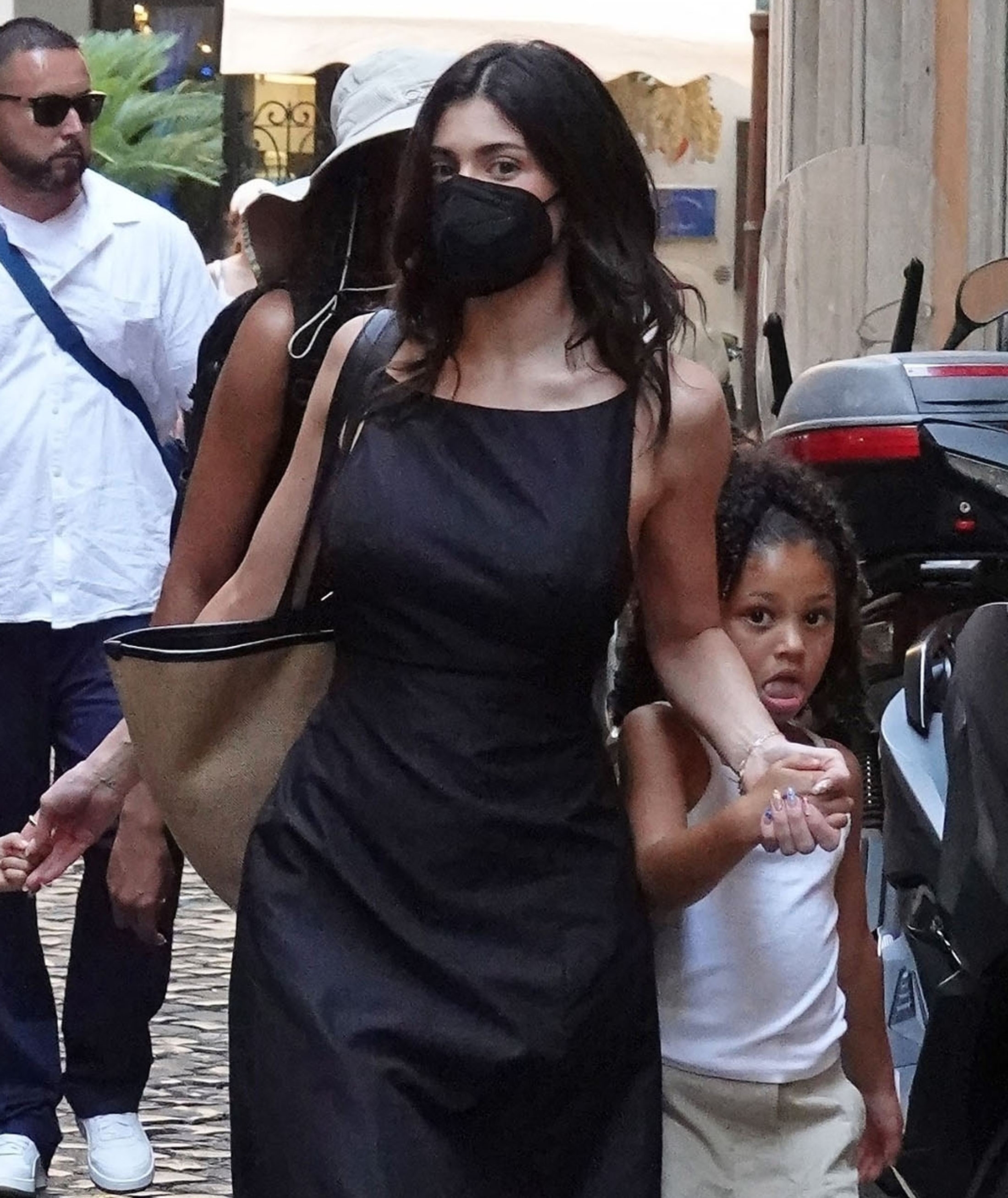 Access_Kardashian_1.jpg