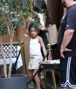 Access_Kardashian_1.jpg
