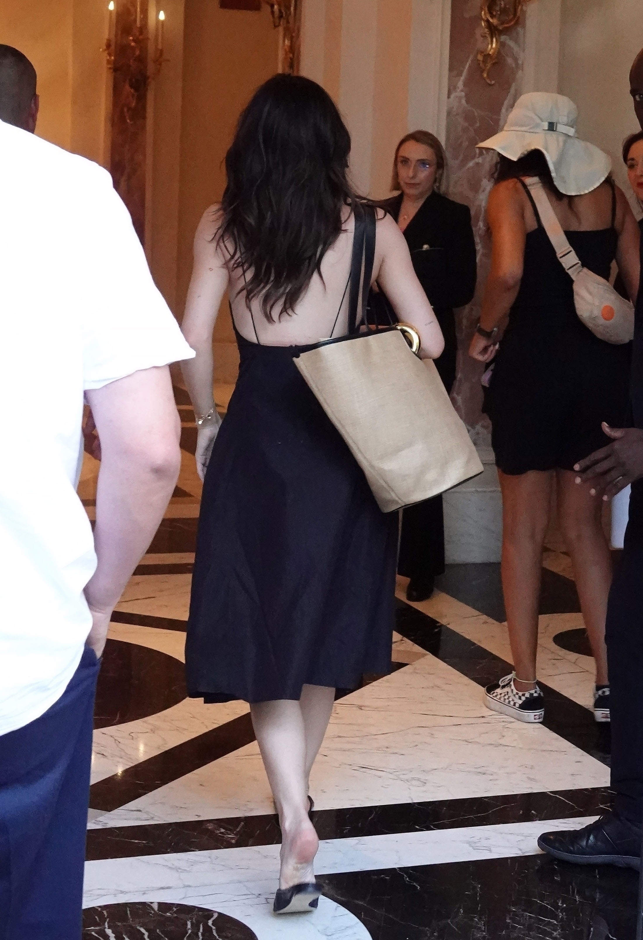 Access_Kardashian_6.jpg