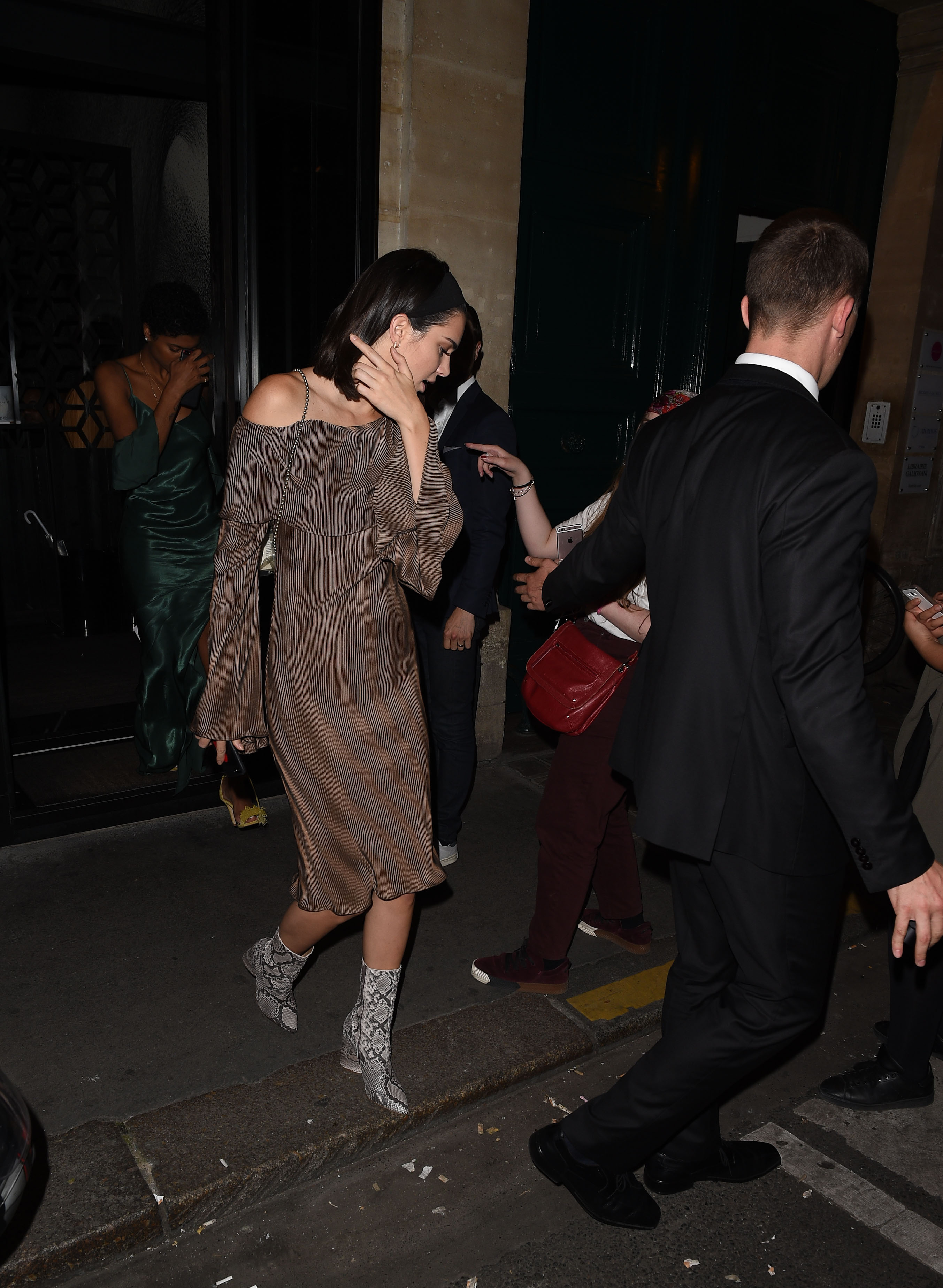Access_Kardashian_7.jpg