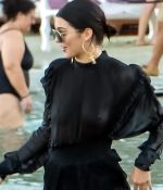 Access_Kardashian_1.jpg