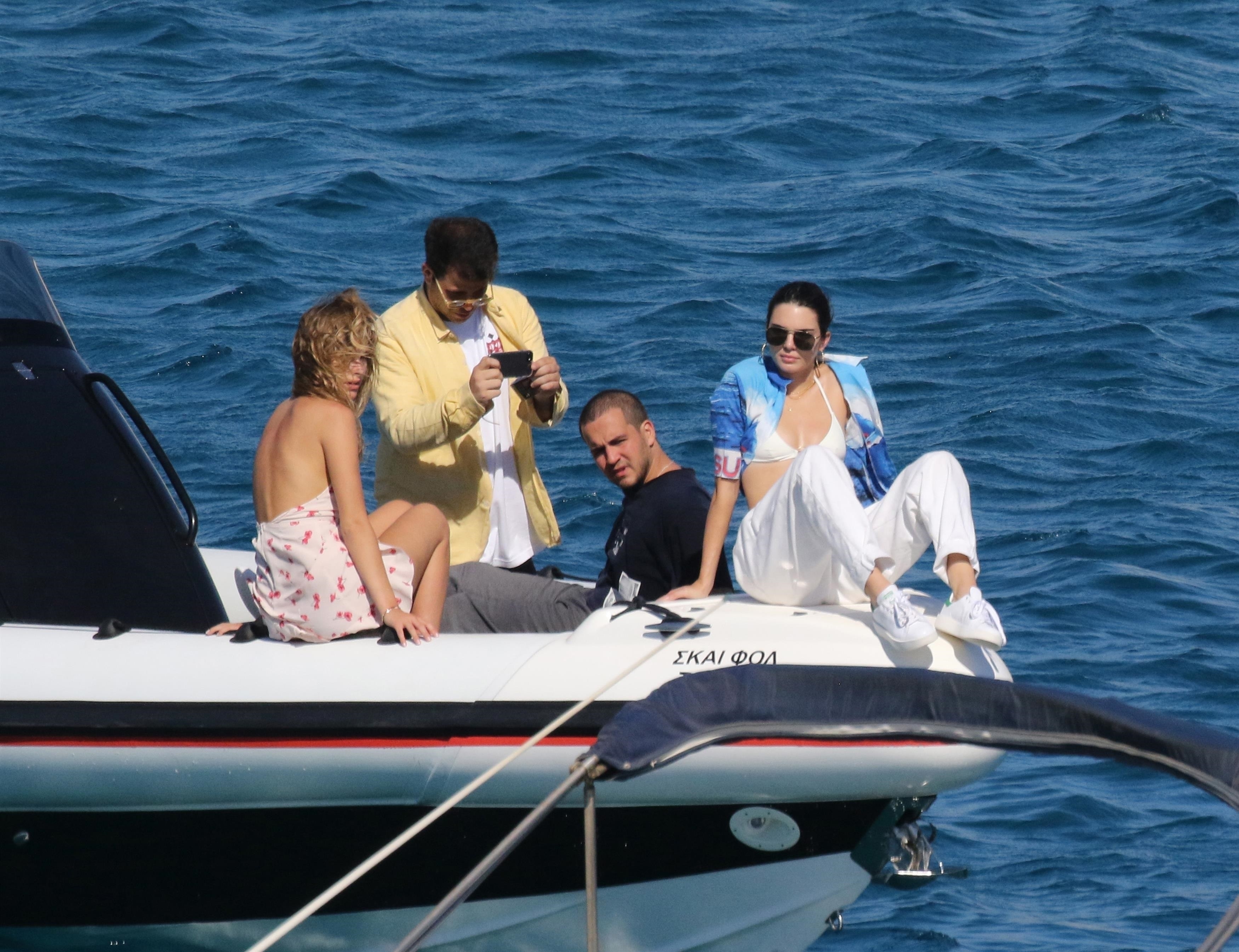 Access_Kardashian_77.jpg