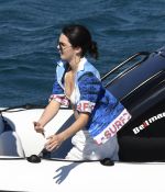 Access_Kardashian_12.jpg