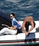 Access_Kardashian_28.jpg