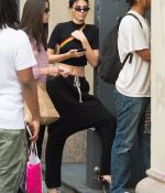 Access_Kardashian_1.jpg