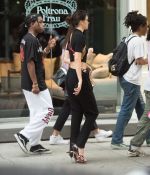 Access_Kardashian_8.jpg