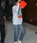 Access_Kardashian_10.jpg