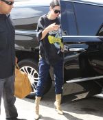 Access_Kardashian_8.jpg