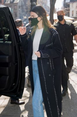 Access_Kardashian_004~0.jpg