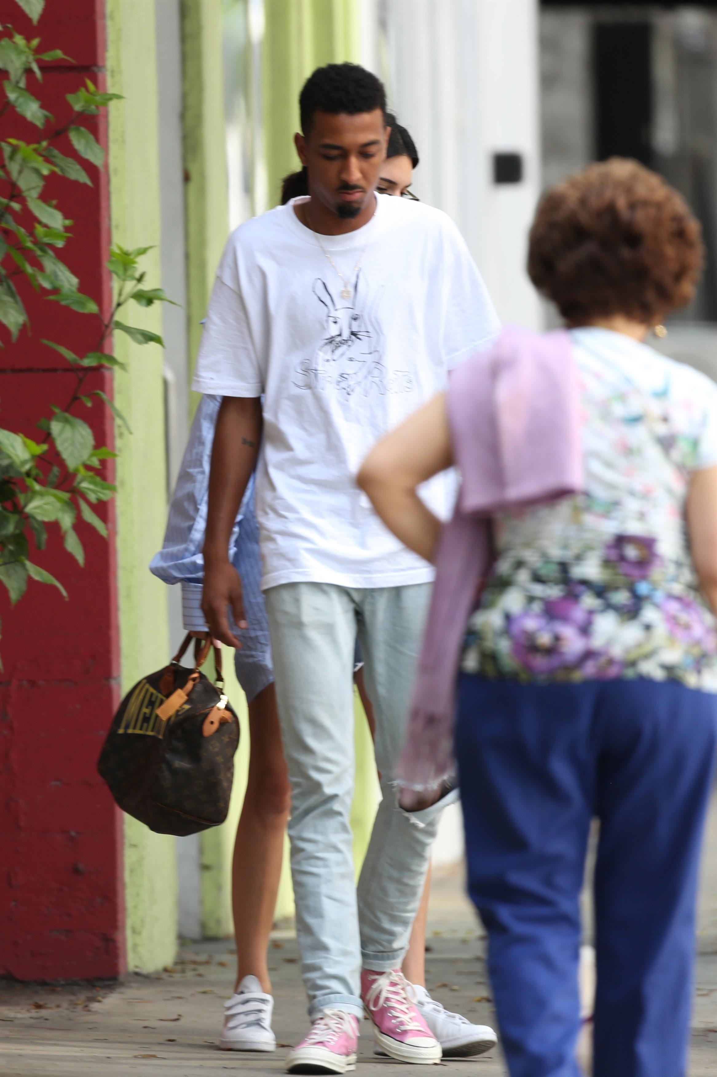Access_Kardashian_5.jpg