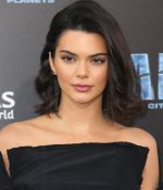 Access_Kardashian_128.jpg