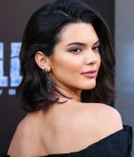 Access_Kardashian_156.jpg