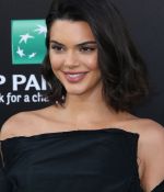 Access_Kardashian_247.jpg