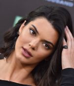 Access_Kardashian_392.jpg