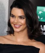 Access_Kardashian_98.jpg