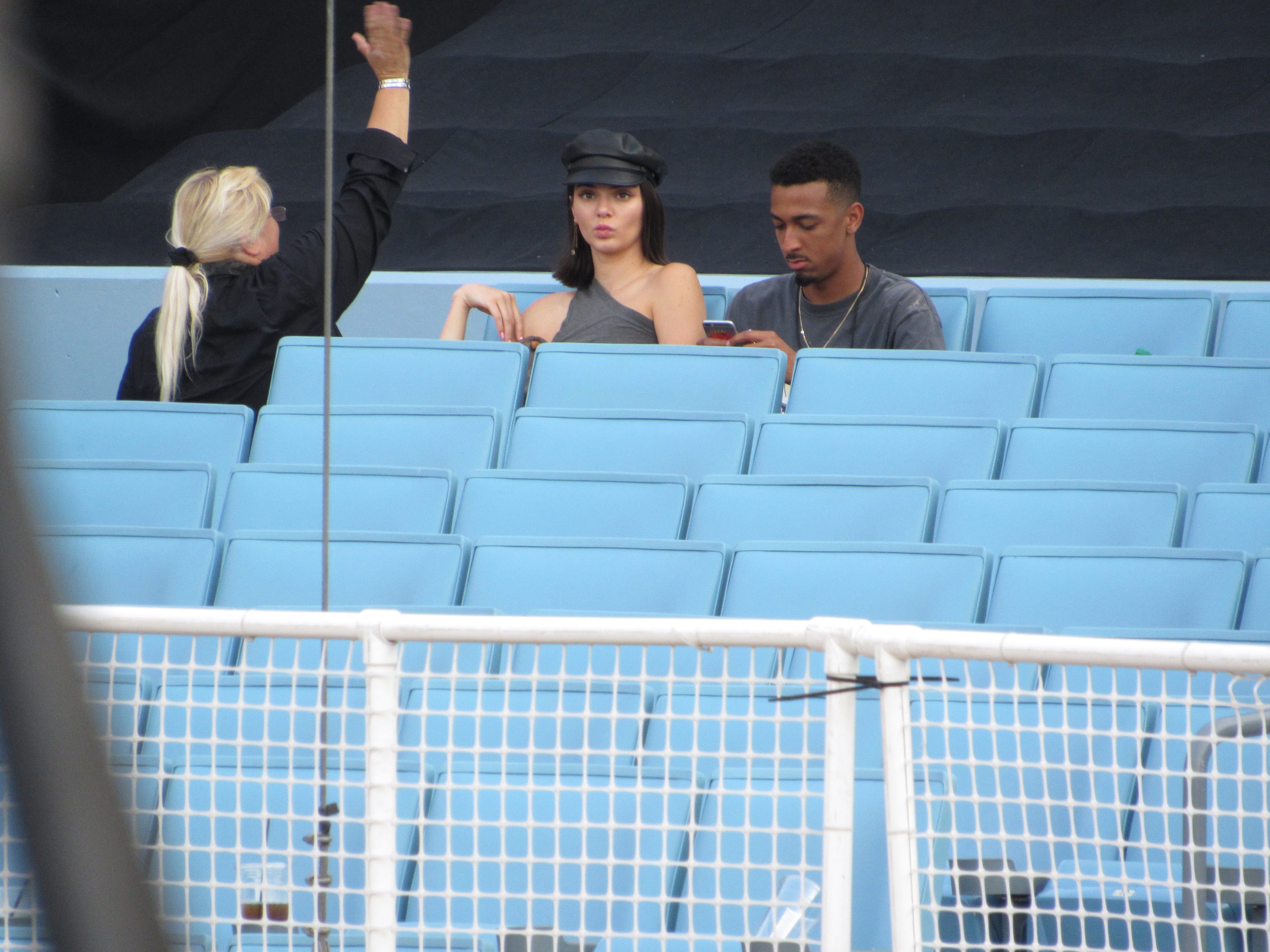 Access_Kardashian_6.jpg