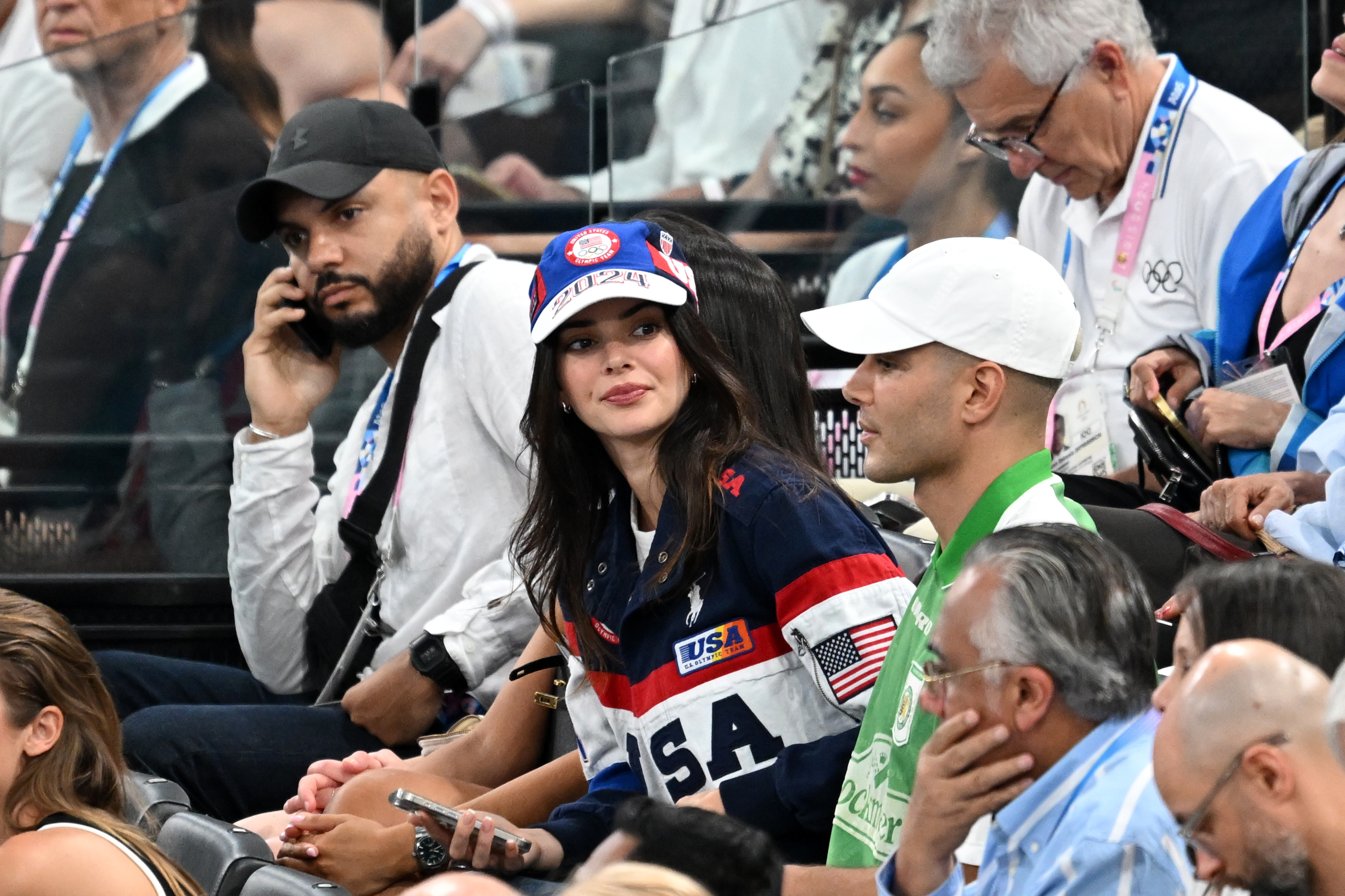Access_Kardashian_28129.jpg