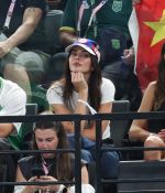 Access_Kardashian_281229.jpg