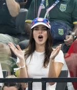 Access_Kardashian_28429~0.jpg