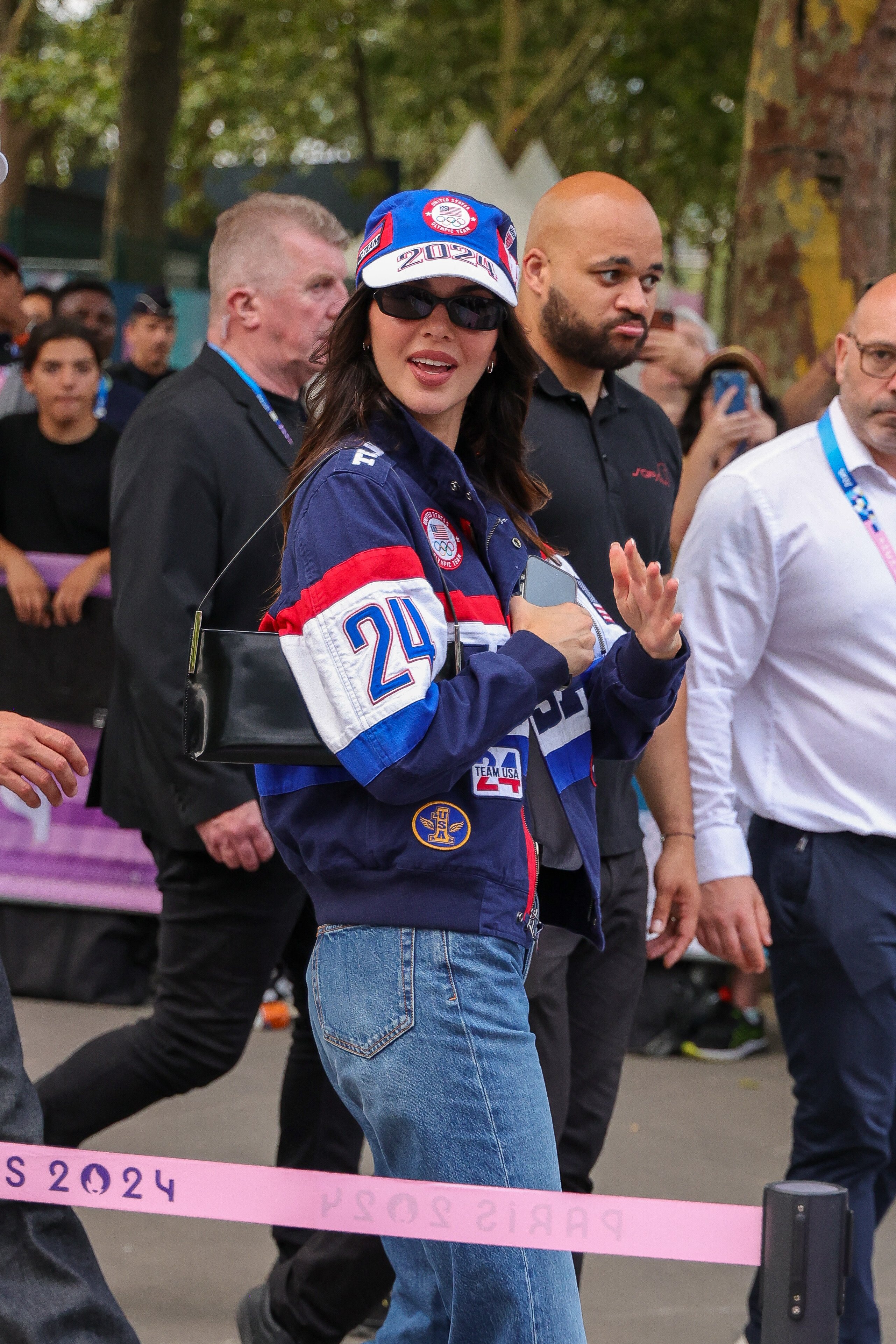 Access_Kardashian_281129~1.jpg