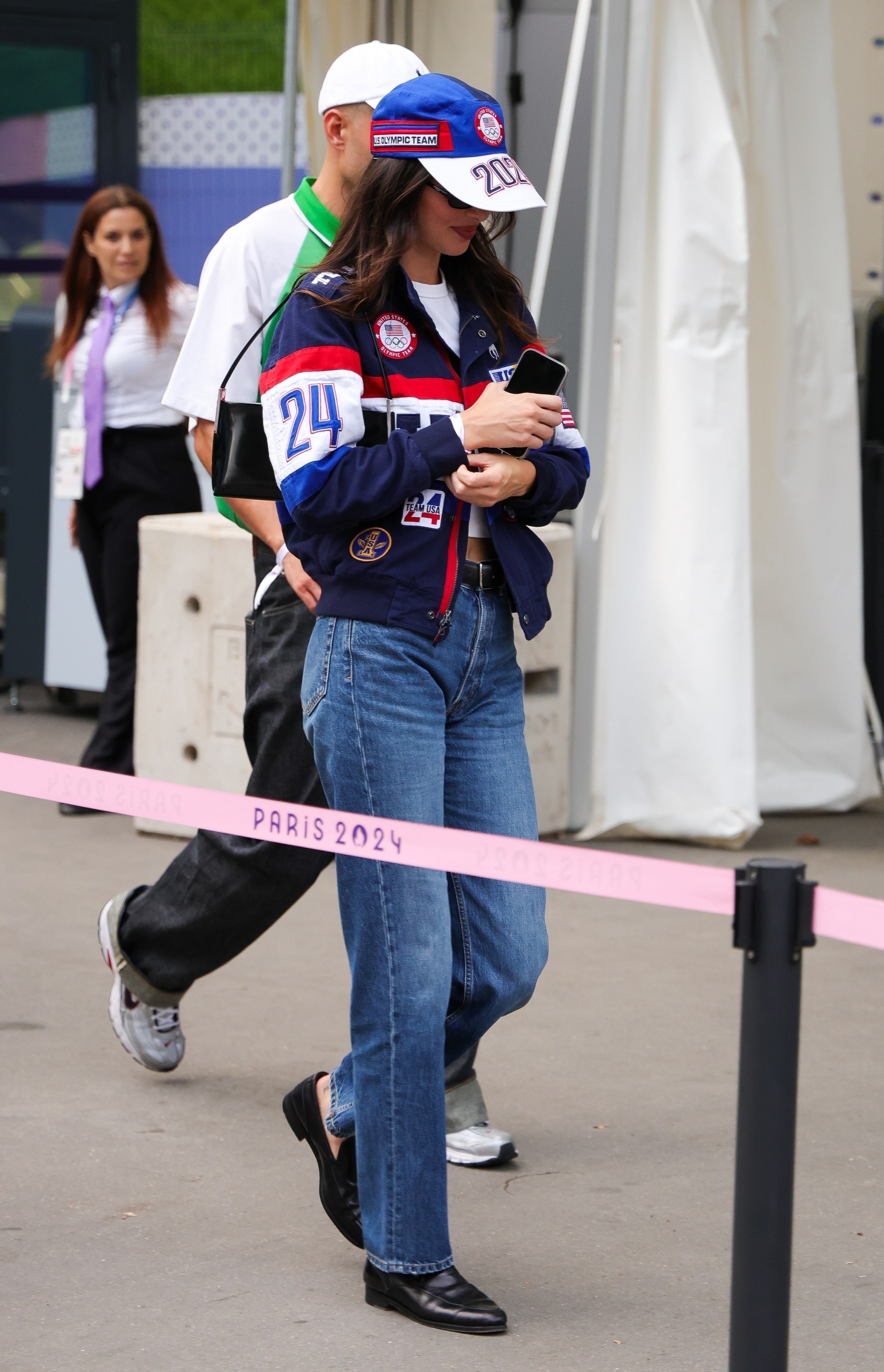 Access_Kardashian_281229.jpg