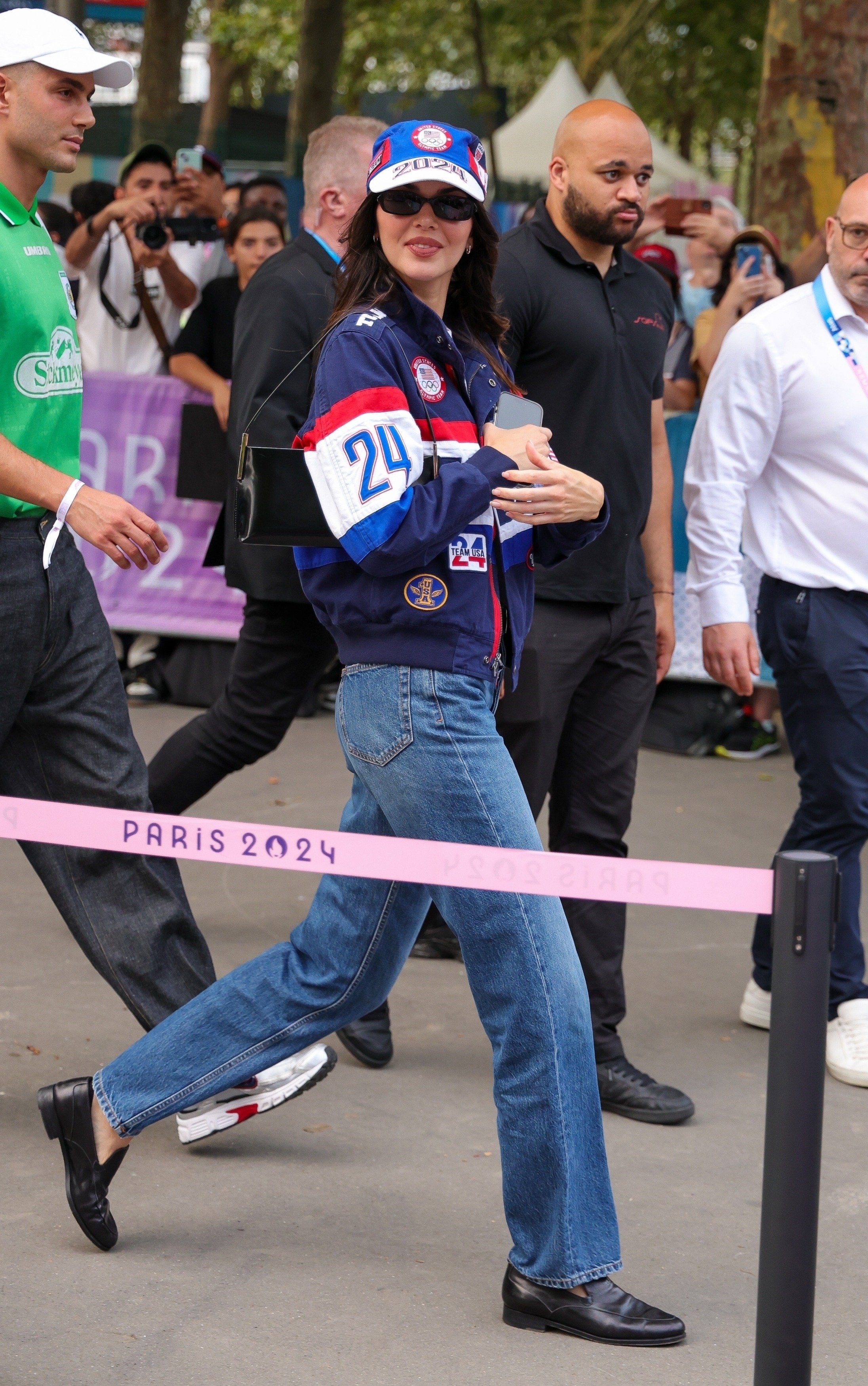 Access_Kardashian_28929.jpg