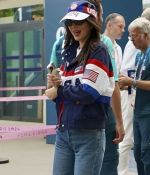 Access_Kardashian_281129~0.jpg