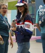 Access_Kardashian_28129~0.jpg