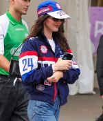 Access_Kardashian_28129~2.jpg