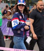 Access_Kardashian_281929~1.jpg