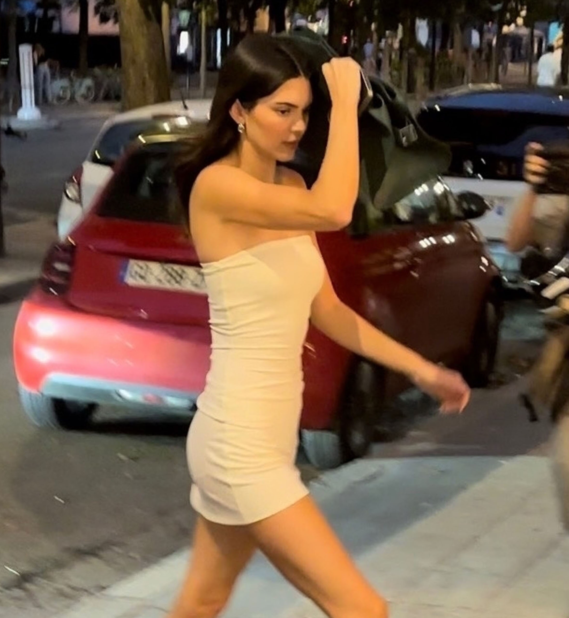 Access_Kardashian~1.jpg