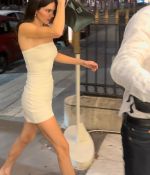 Access_Kardashian_28429~1.jpg