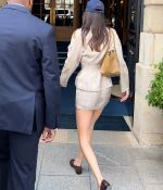 Access_Kardashian_28929~0.jpg
