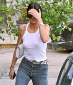 Access_Kardashian_7.jpg