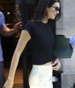 Access_Kardashian_44.jpg