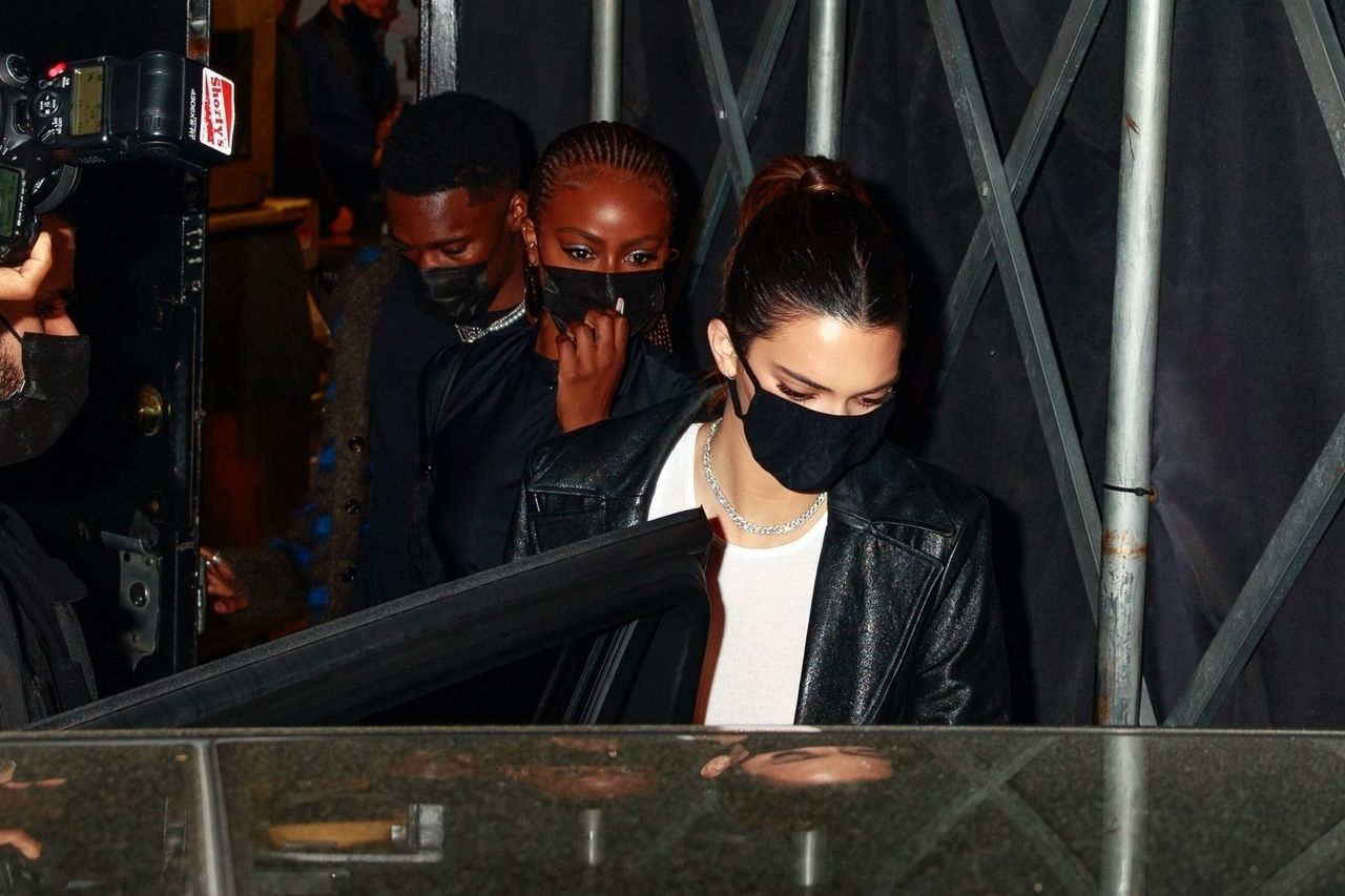 Access_Kardashian_001.jpg