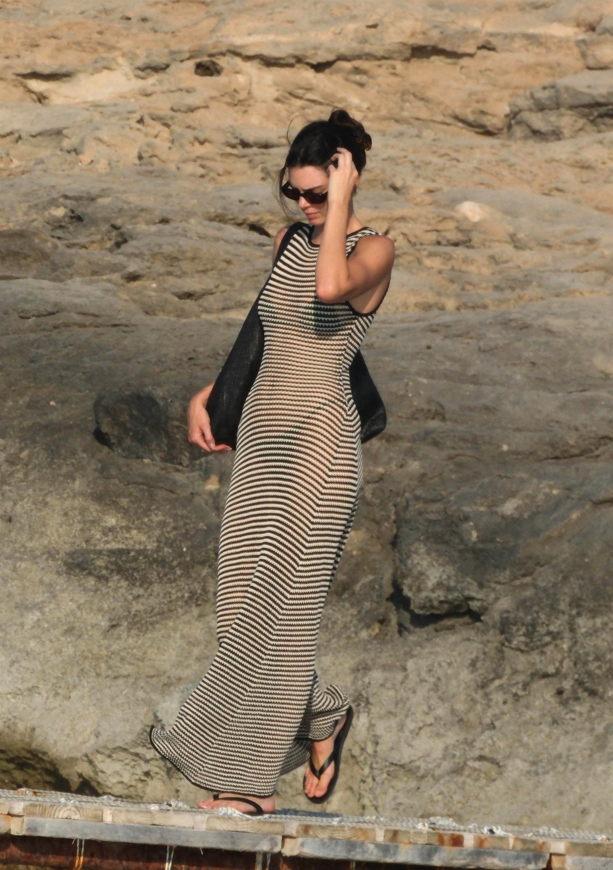 Access_Kardashian_281229.jpg