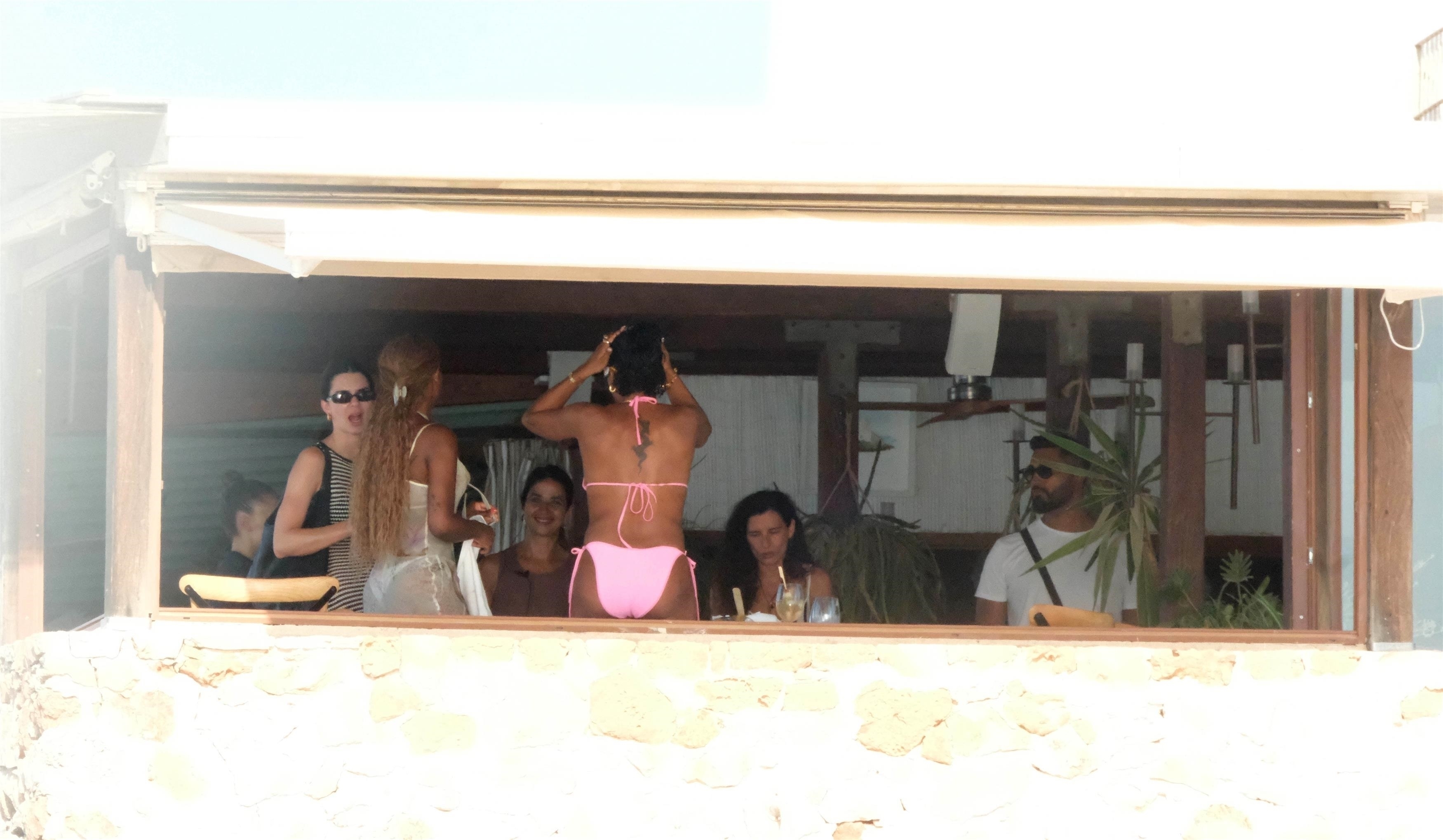 Access_Kardashian_281529.jpg