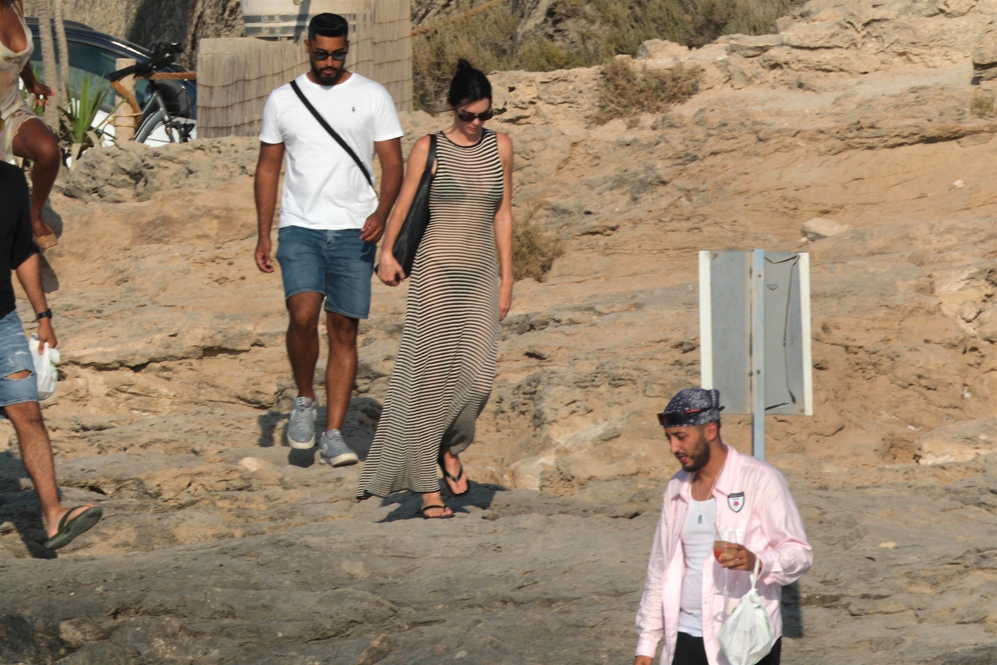 Access_Kardashian_28829.jpg