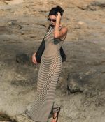 Access_Kardashian_281229.jpg